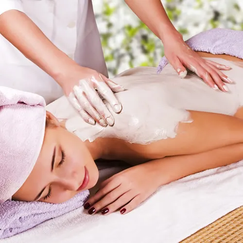 Dịch vụ tắm trắng toàn thân giúp da sáng mịn tại spa